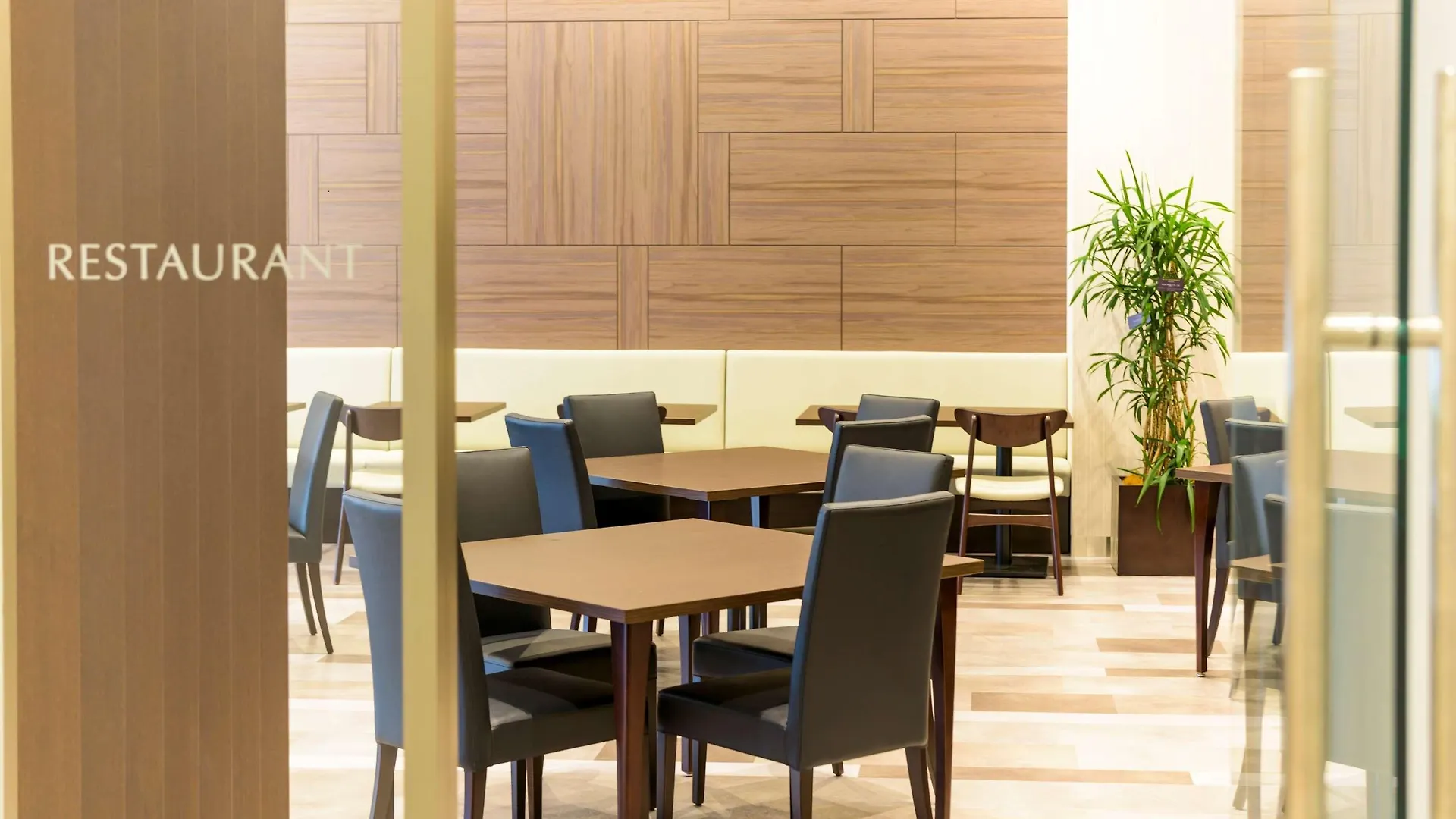 Best Western Plus Hotel Fino Chitose Титосе 4*,  Япония